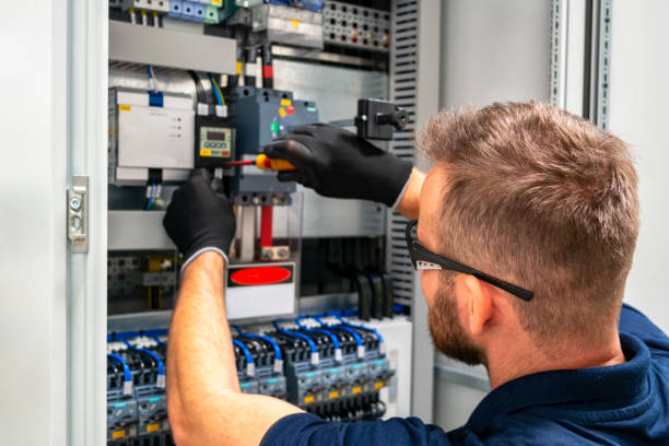 Best Industrial Electrical Services  in Saylorville, IA